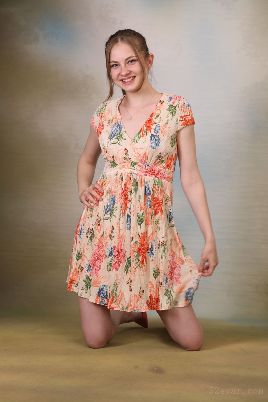 Bella田园风连衣裙写真