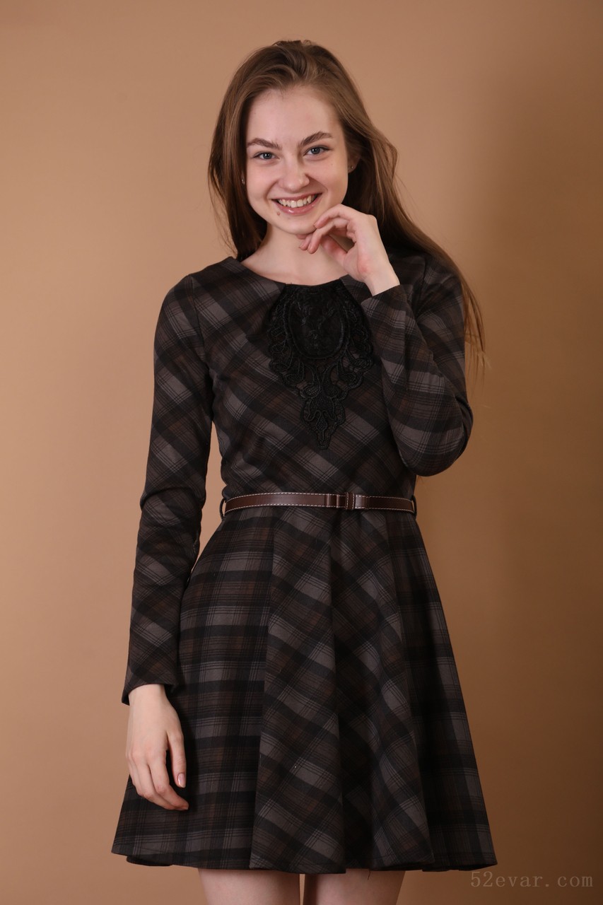 [151P+1V] Bella黑色中长裙写真