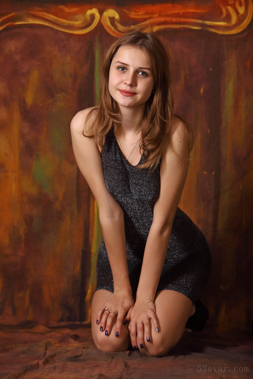 [159P] Mika黑色短裙写真