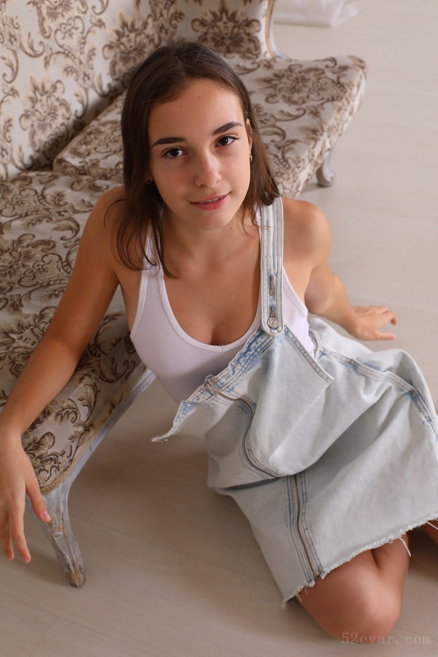 Violetta牛仔裙写真